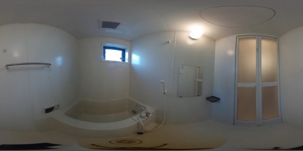 �o�X���[��